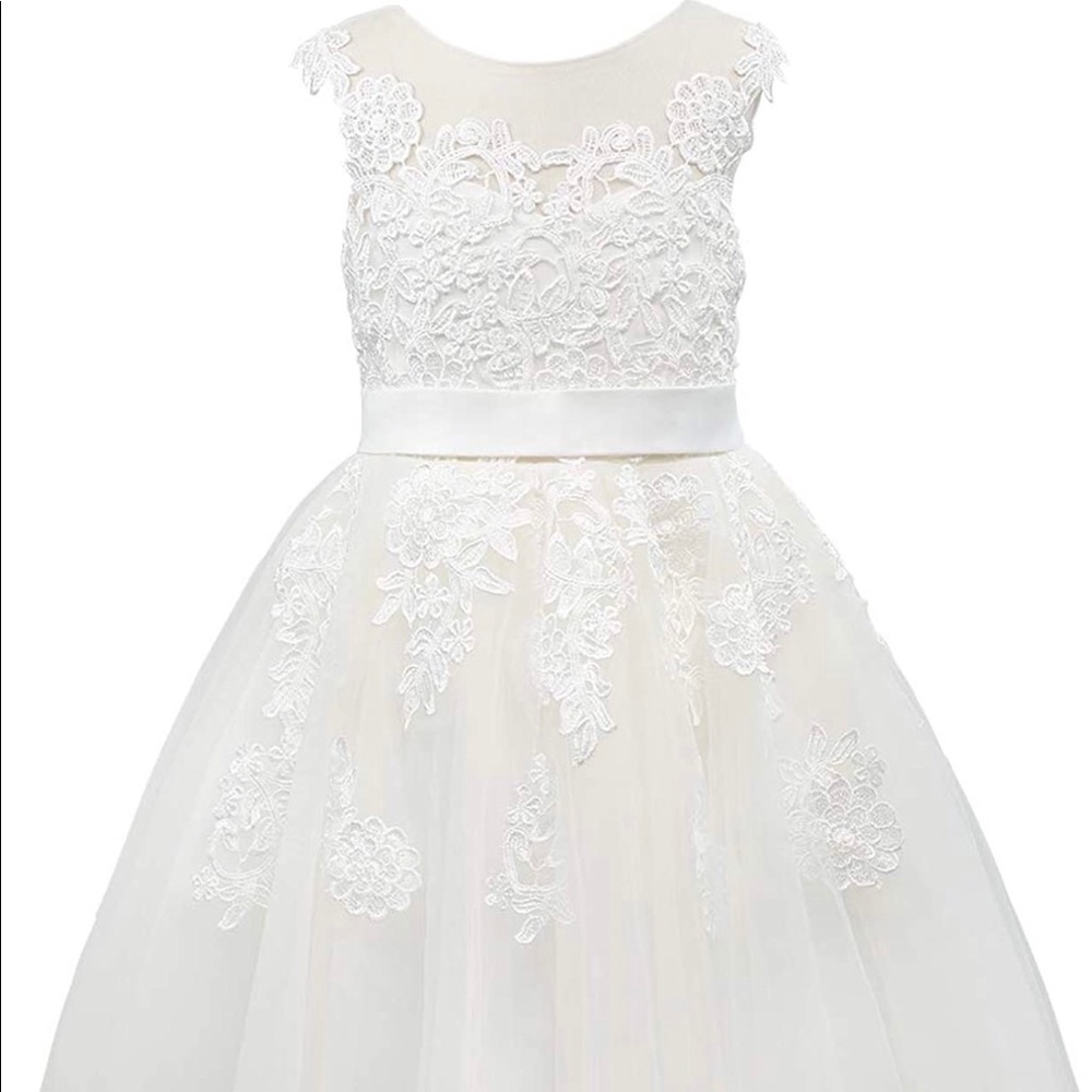 PLUVIOPHIL Ivory Lace Tulle Flower Girl Dress